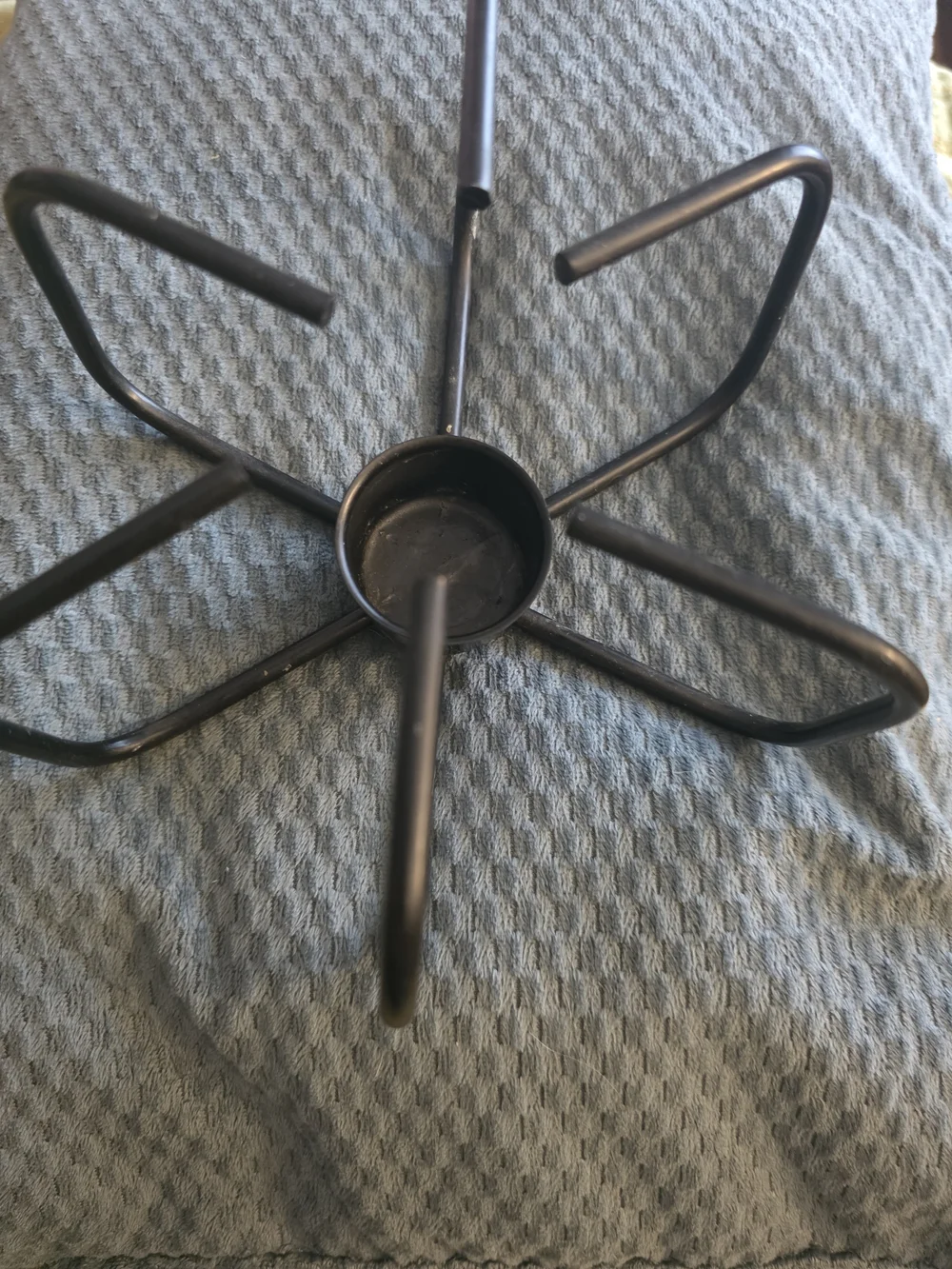 Modern Black Metal Candle Stand for Pillar Candles - Home Accents